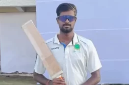 آکاش کمار کا دھماکیدار کارنامہ: 8گیندوں پر 8 چھکے