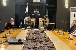 جہلم: ضلعی امن کمیٹی اور علماء کرام کا اجلاس، امن و امان کی صورتحال پر تفصیلی غور