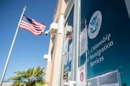 امریکا میں افغان پاسپورٹس پر ویزہ اور اسائلم درخواستیں معطل