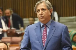 فیلڈ مارشل کا ٹائٹل واپس لینے کا اختیار پارلیمنٹ کے پاس ہوگا: وزیر قانون