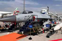 دوست ملک اور پاکستان کے درمیان جے ایف-17 تھنڈر کی خریداری کا ایم او یو طے