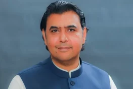 اپوزیشن اتحاد سڑکوں پر آنے کے بجائے مذاکرات کا راستہ اختیار کرنا چاہتا ہے: مصطفیٰ نواز کھوکھر