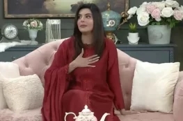 ندا یاسر: ڈیلیوری بوائز کو ٹِپ نہ دینے کی وجہ کھلے پیسے نہ ہونے کا جھوٹ