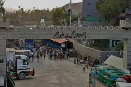 تجارت کی بندش سے افغان تاجروں کو شدید نقصان