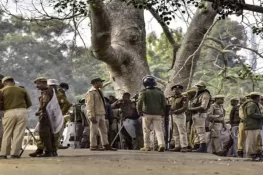 آسام میں مودی حکومت کی پالیسیوں کے خلاف پرتشدد مظاہرے، ہلاکتیں رپورٹ