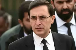 الیکشن کمیشن کا بیرسٹر گوہر کو چیئرمین پی ٹی آئی تسلیم نہ کرنے کا فیصلہ، تحریک انصاف عملی طور پر غیر فعال