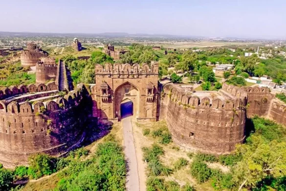 جہلم کے تاریخی و سیاحتی مقام قلعہ روہتاس کی خستہ حالت اور انتظامی غفلت، سیاحوں کی دلچسپی میں کمی