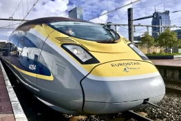 یوروسٹار ٹرین سروس بجلی کی معطلی کی وجہ سے بند