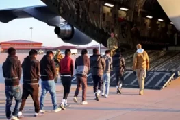 2025 میں 24 ہزار سے زائد بھارتی شہری دنیا کے مختلف ممالک سے ڈی پورٹ