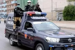 کراچی: ڈیفنس فیز 4 میں ڈکیتی کے الزام میں خاتون سمیت پانچ ملزمان گرفتار