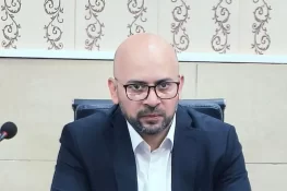 جہلم: ڈپٹی کمشنر کی ریڑھی بانوں کو روزگار کے تحفظ کی یقین دہانی