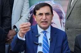 سیاسی کشیدگی کم کرنے کی اپیل، بیرسٹر گوہر کی مذاکرات پر زور