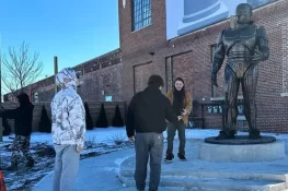 امریکا میں روبو کاپ کا مجسمہ نصب: 15 برس کی منصوبہ بندی کے بعد حقیقت