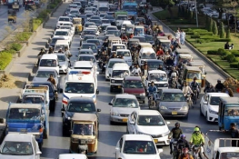 پنجاب میں ٹریفک قوانین کے نفاذ کیلئے بڑا کریک ڈاؤن