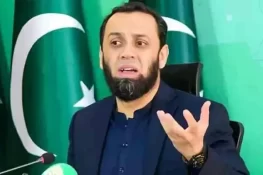 عمران خان مکمل طور پر صحت مند ہیں، آنکھوں کے معائنے کے لیے پمز لے جایا گیا تھا: عطا تارڑ