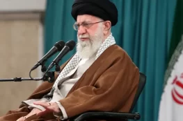 طاقت کے نشے میں ڈوبے حکمرانوں کا انجام تاریخ دہراتی ہے:آیت اللّٰہ خامنہ ای