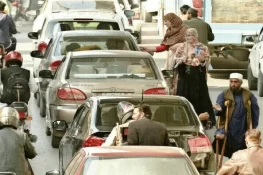 جہلم: پیشہ ور بھکاریوں کے خلاف کریک ڈاؤن، 2 ملزمان گرفتار