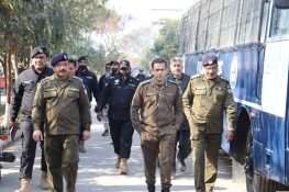 ڈی پی او گجرات رانا عمر فاروق کا پولیس لائنز کا دورہ