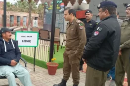 ڈی پی او گجرات رانا عمر فاروق کا پولیس لائن میں فلاحی اقدامات کا تسلسل، دو نئے لاؤنجز کا افتتاح