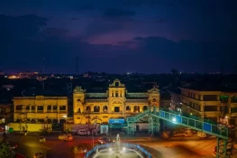 گجرات کی تاریخی پہچان جگمگا اٹھی، کیدارناتھ حویلی لائٹنگ سے روشن