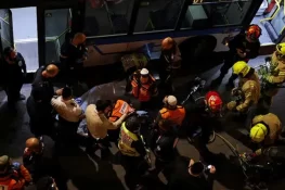 مقبوضہ بیت المقدس: ڈرائیور نے مظاہرین پر بس چڑھا دی، ایک ہلاک اور متعدد زخمی