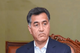 سابق ڈی جی آئی ایس آئی فیض حمید کے بھائی کے خلاف ایف آئی اے میں مقدمہ درج