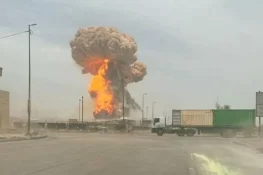 ایران کی اہم بندرگاہ بندر عباس میں زور دار دھماکا