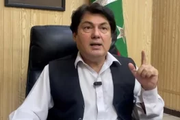 عمران خان کی ہدایت پر پی ٹی آئی اور اسٹیبلشمنٹ میں مفاہمت کی کوششیں، بیرسٹر سیف کا اہم کردار