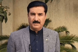 فیصل کریم کنڈی کی وزیر اعلیٰ خیبر پختونخوا پر تنقید