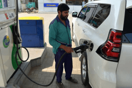 سرکاری محکموں میں پیٹرول و ڈیزل گاڑیوں کی خریداری پر پابندی