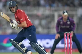 انگلینڈ نے اسکاٹ لینڈ کو 5 وکٹوں سے شکست دے دی