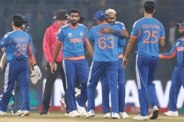 ٹی ٹوئنٹی ورلڈکپ: بھارت نے پاکستان کو 61 رنز سے شکست دے دی