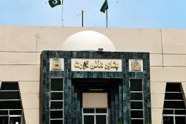 کے پی حکومت کی رپورٹ: تمام اضلاع کی سڑکیں کھول دی گئیں، پشاور ہائیکورٹ میں پیش