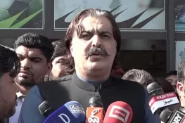 علی امین گنڈاپور کا موقف: مقبولیت کے باوجود عمران خان کو جیل سے نہیں نکال پائے