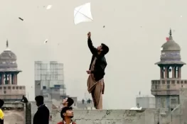 لاہور: لوئر مال میں بسنت کے دوران چھت سے گر کر 16 سالہ نوجوان جاں بحق