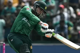 ٹی 20 ورلڈکپ: فہیم اشرف کی دھواں دھار بیٹنگ، نیدرلینڈز کو 3 وکٹوں سے شکست