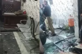 نیو کراچی میں کار شوروم پر 60 لاکھ روپے نہ دینے پر مسلح افراد کی فائرنگ