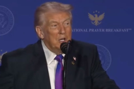 ایران بات چیت کی راہ پر آ گیا، حملے سے بچنا چاہتا ہے:ٹرمپ کا دعویٰ