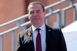 ٹرمپ نے ایران میں رجیم چینج کی کوشش نہ روکی تو تیسری عالمی جنگ چھڑ سکتی ہے: روسی انتباہ