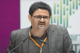 قیمتوں میں اضافہ آئل کمپنیوں کو فائدہ دینے کے مترادف ہے: مفتاح اسماعیل