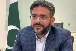 پی ٹی آئی دور میں تیل کی قیمت پر حکومت نے ایڈجسٹمنٹ کی تھی، مشیر خزانہ کا بیان