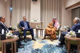 اسلام آباد میں پاکستان، سعودی عرب، ترکیہ اور مصر کے وزرائے خارجہ کی اہم ملاقات شروع