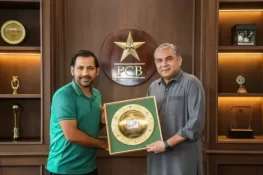 پاکستانی کرکٹ کھلاڑیوں نے سرفراز احمد کو خراجِ تحسین پیش کیا