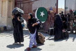 ایران کشیدگی کے بعد پاکستانیوں کی واپسی جاری، ہزاروں شہری وطن پہنچ گئے