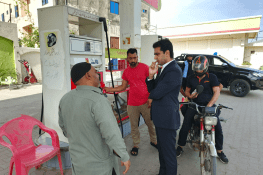 جہلم میں پیٹرولیم کی بلا تعطل فراہمی کے لیے کریک ڈاؤن، پیمائش کی جانچ پڑتال جاری