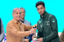 ہاکی ٹیم کی شاندار کارکردگی، وزیراعظم کا ہر کھلاڑی کے لیے 15 لاکھ روپے انعام کا اعلان