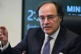 پیٹرولیم مصنوعات پر 129 ارب کی سبسڈی، حکومت کا عوام کو ریلیف دینے کا دعویٰ