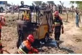 ملتان میں رکشے میں ایل پی جی سلنڈر دھماکا، 3 افراد جاں بحق، 14 زخمی