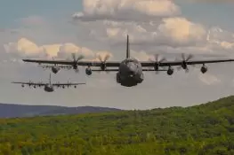 ایران میں ریسکیو مشن کے دوران تباہ امریکی طیارے: مالیت اور صلاحیتوں کی تفصیلات سامنے آگئیں