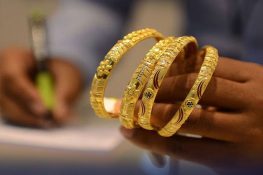 سونے کی قیمت میں بڑی کمی، فی تولہ 7100 روپے سستا